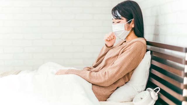 風邪が治らない原因は？考えられる病気や長引く症状の対処法を解説